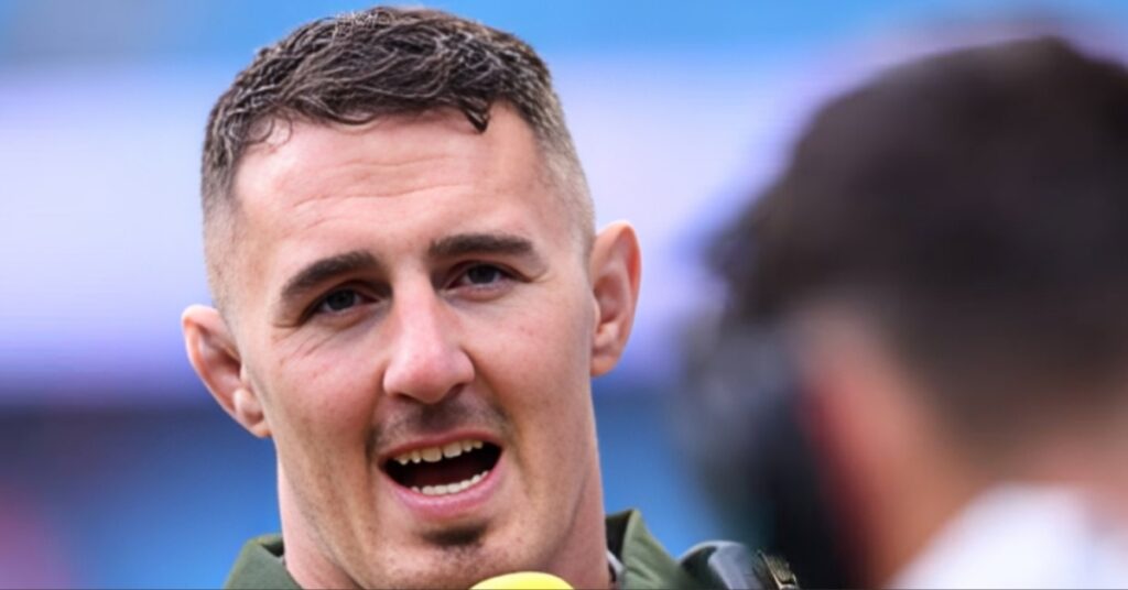Jon Jones again warned against Tom Aspinall grudge fight next: 'He could get knocked out' 3 Tom Aspinall remains tight lipped on title fight with Jon Jones: 'I have been sworn to secrecy'