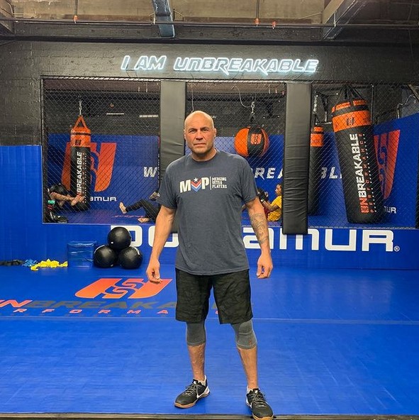 10 Amazing MMA Fighters Who Started Training Late